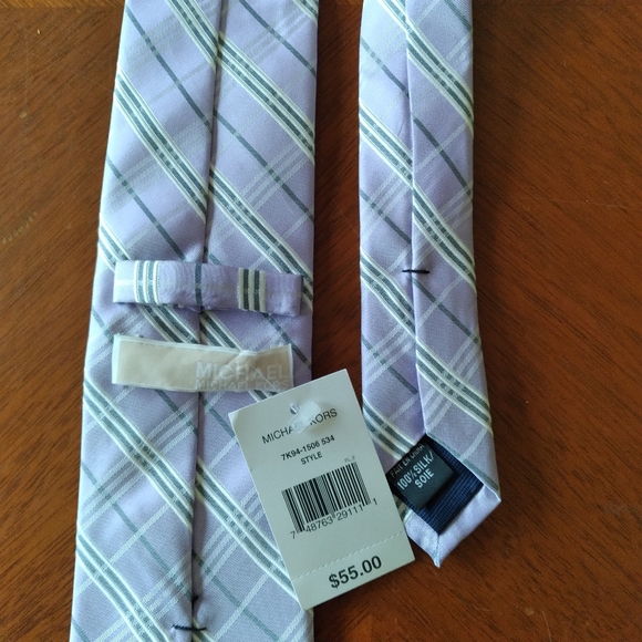 Micheal kors tie - Picture 2 of 4